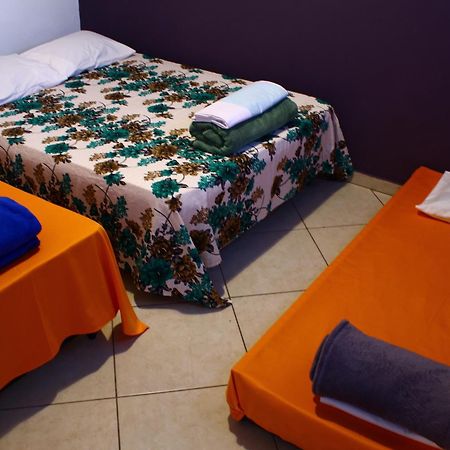 Hostel Divinopolis Bagian luar foto