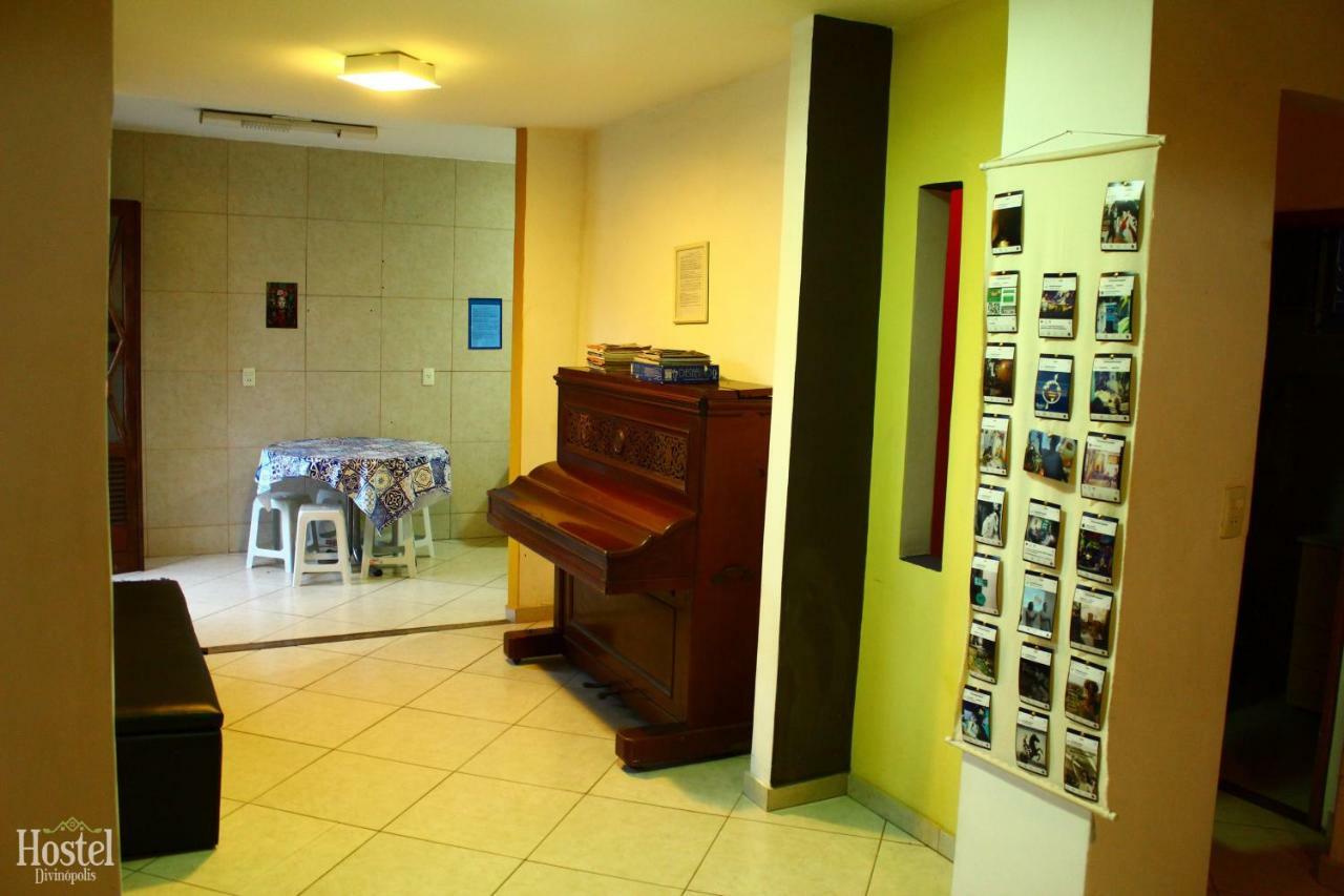 Hostel Divinopolis Bagian luar foto